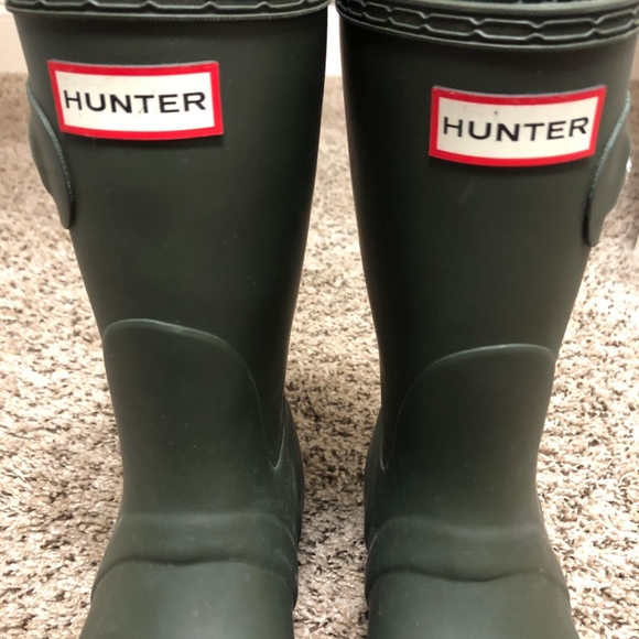 dark olive short hunter boots